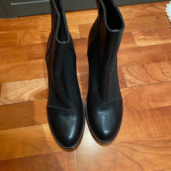 Raga & Bone Newbury Booties - Picture 2 of 6